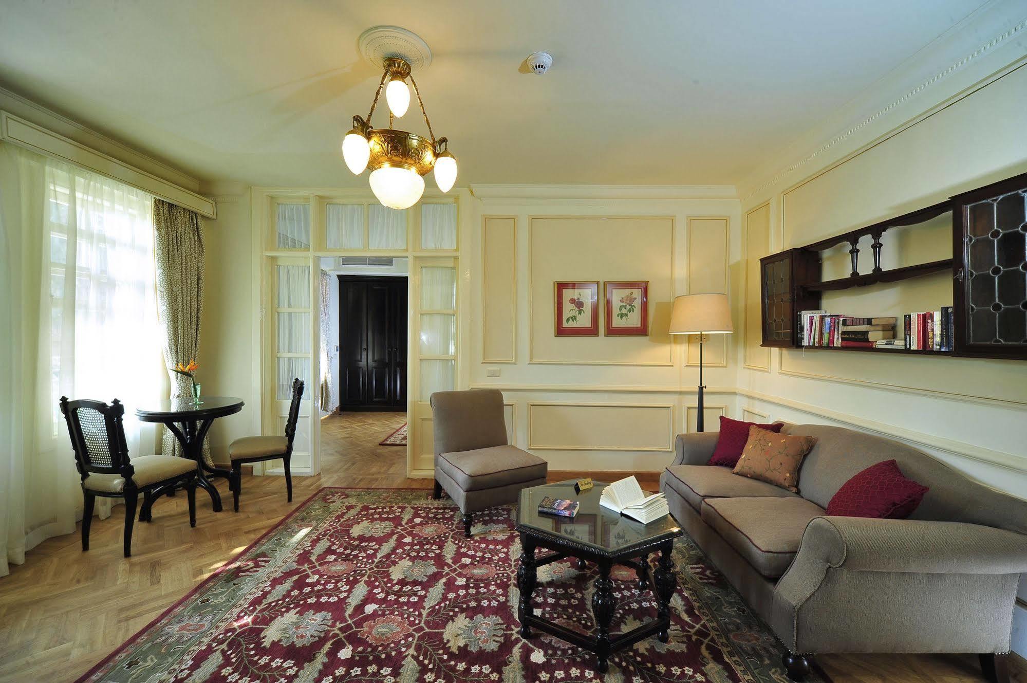 Hotel Belle Epoque