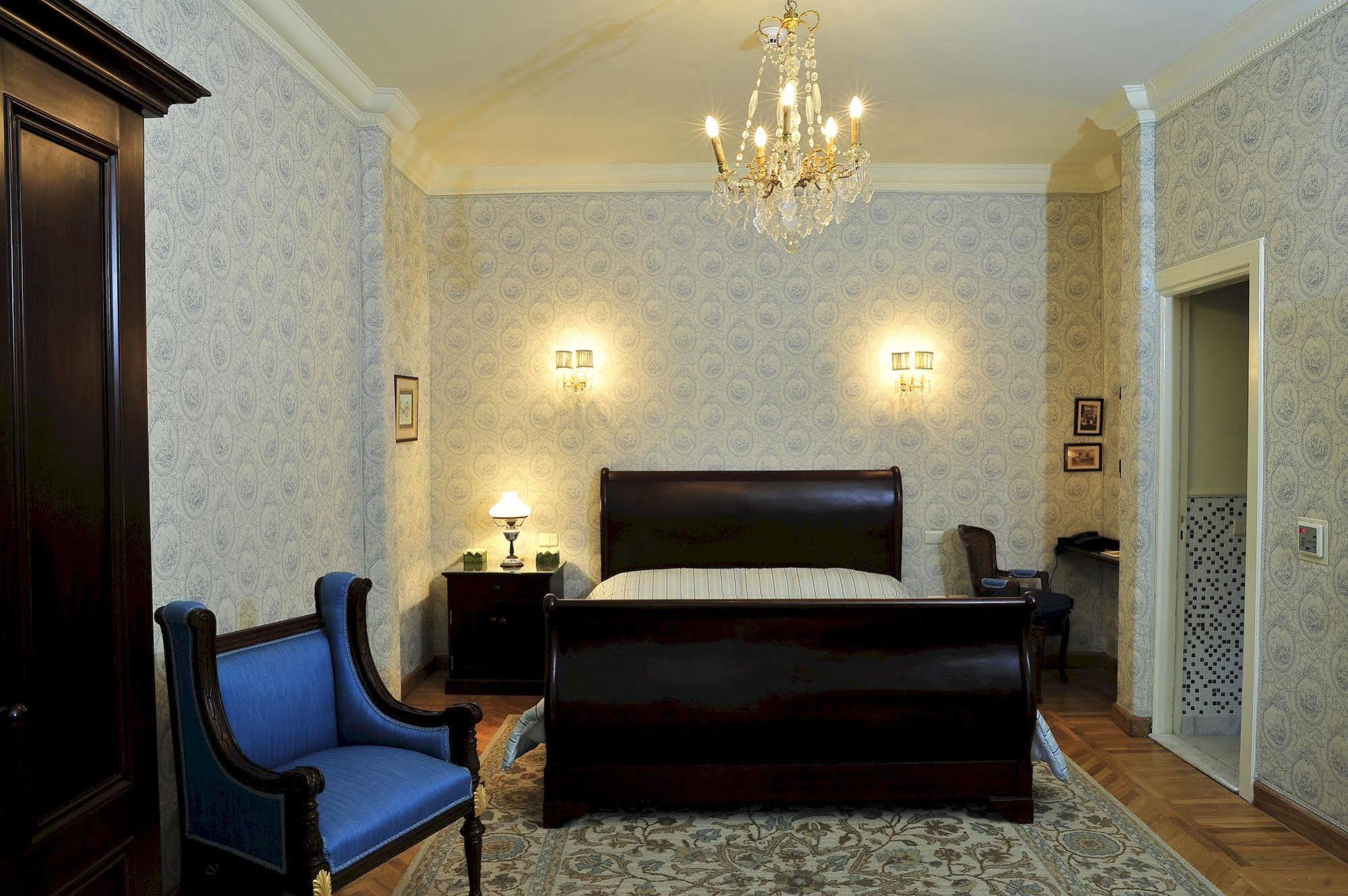 Hotel Belle Epoque